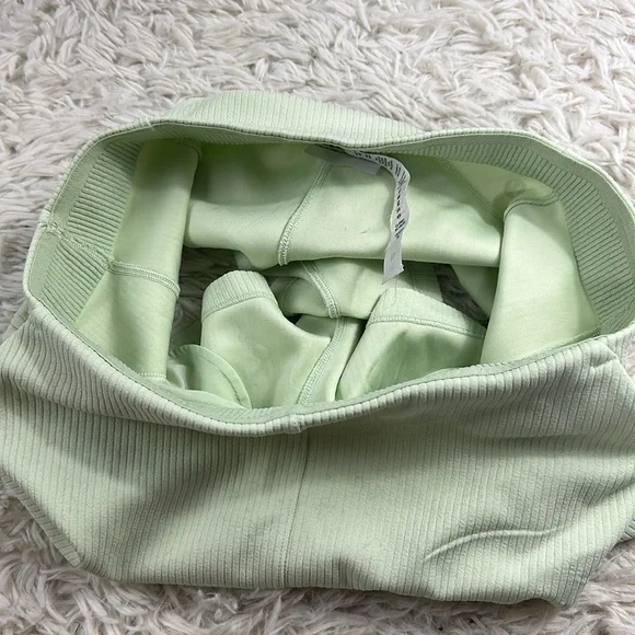 Lululemon Ribbed Softstreme High-Rise Short 2" Kohlrabi Green - Picture 3 of 6